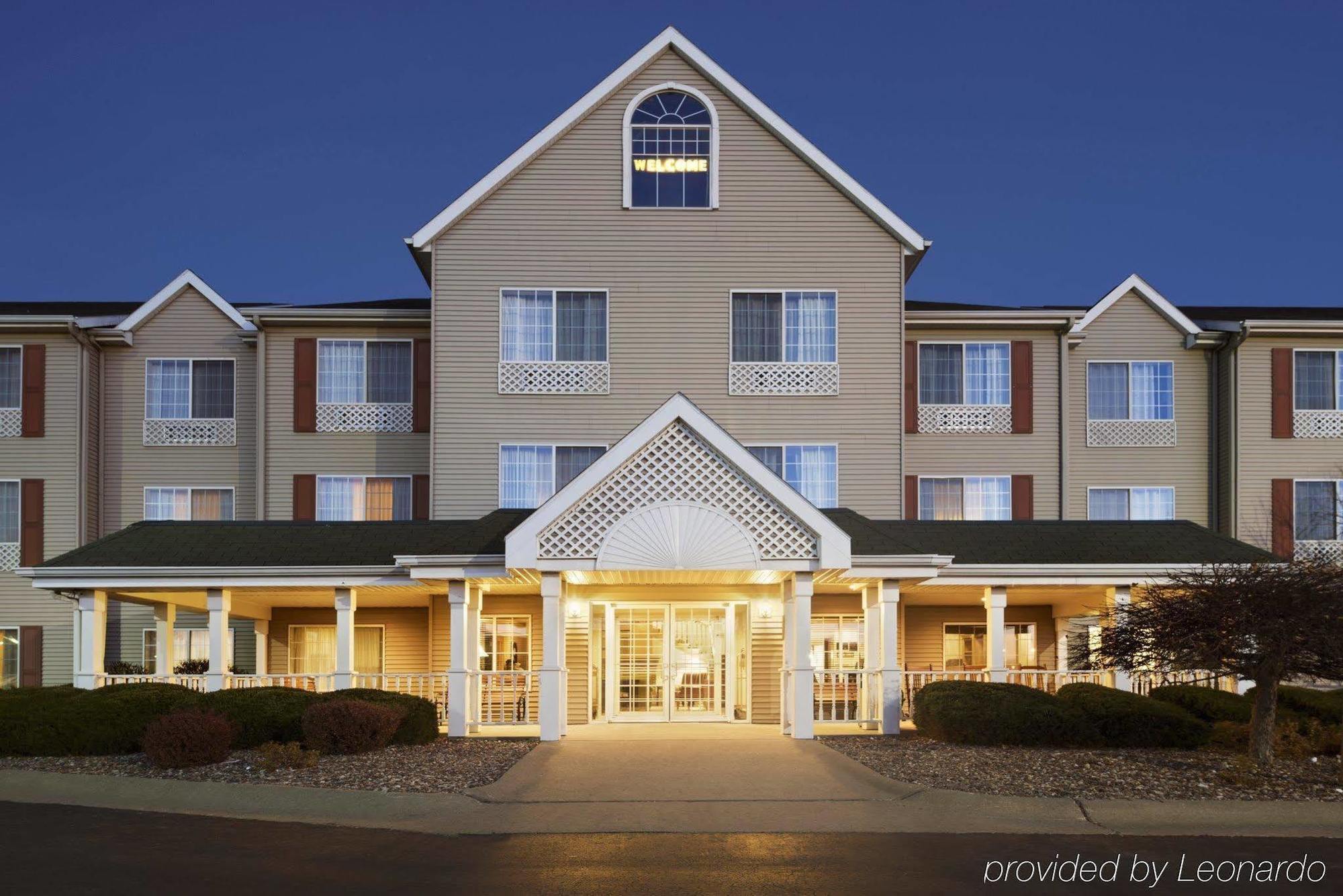 Country Inn & Suites By Radisson, Clinton, Ia Luaran gambar